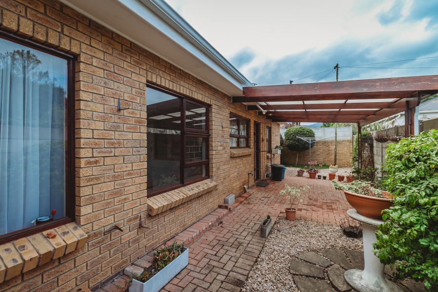 2 Bedroom Property for Sale in Bodorp Western Cape